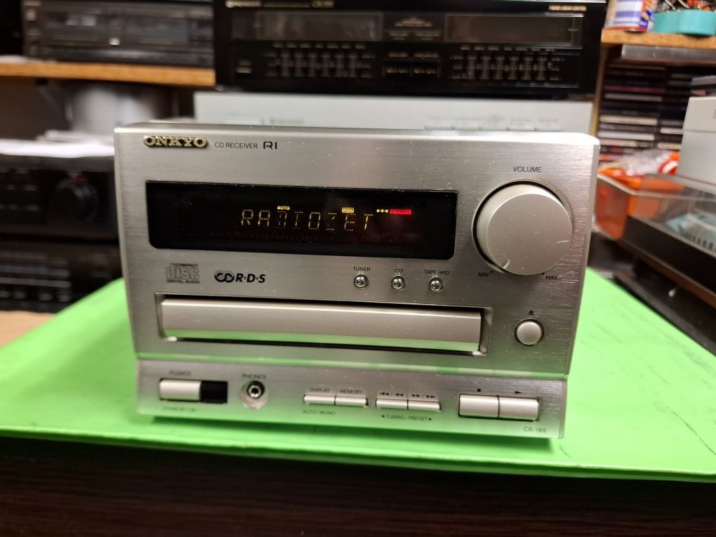 Amplituner Onkyo z CD  CR-185