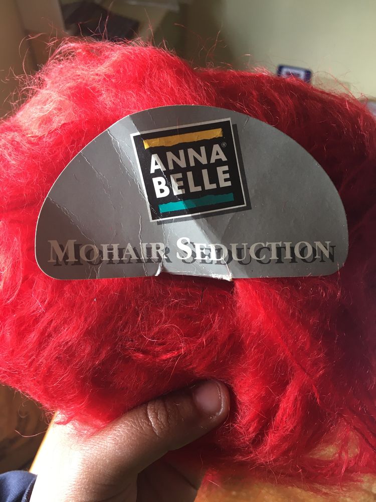 Novelos “Mohair Seduction” da Anna Belle, vermelhos, 50 gramas