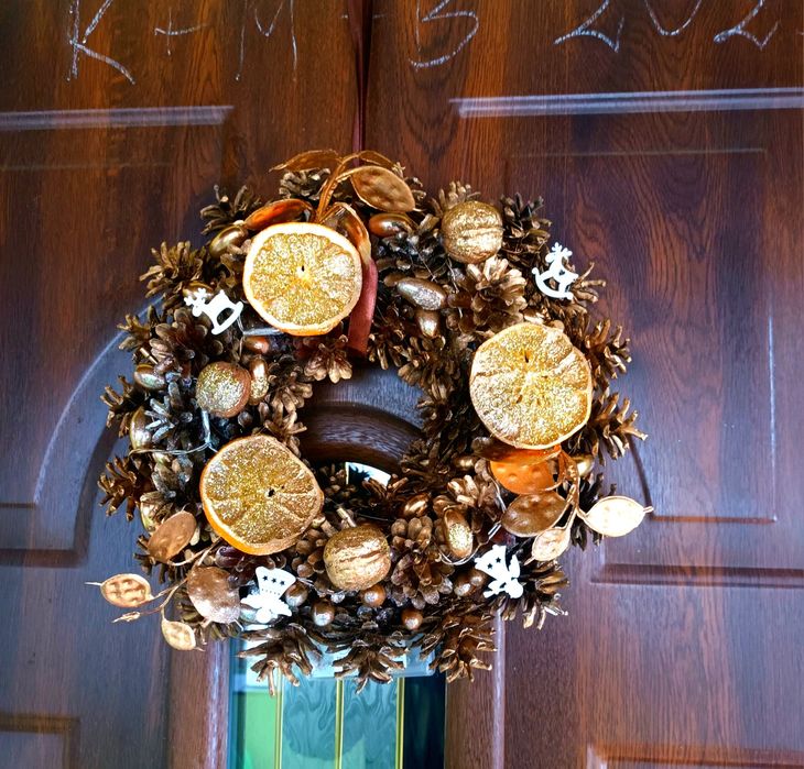 Wianek masywny duży drzwi