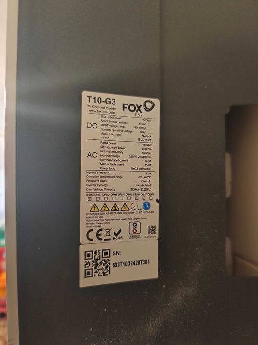Trójfazowy falownik SERII T 12KW