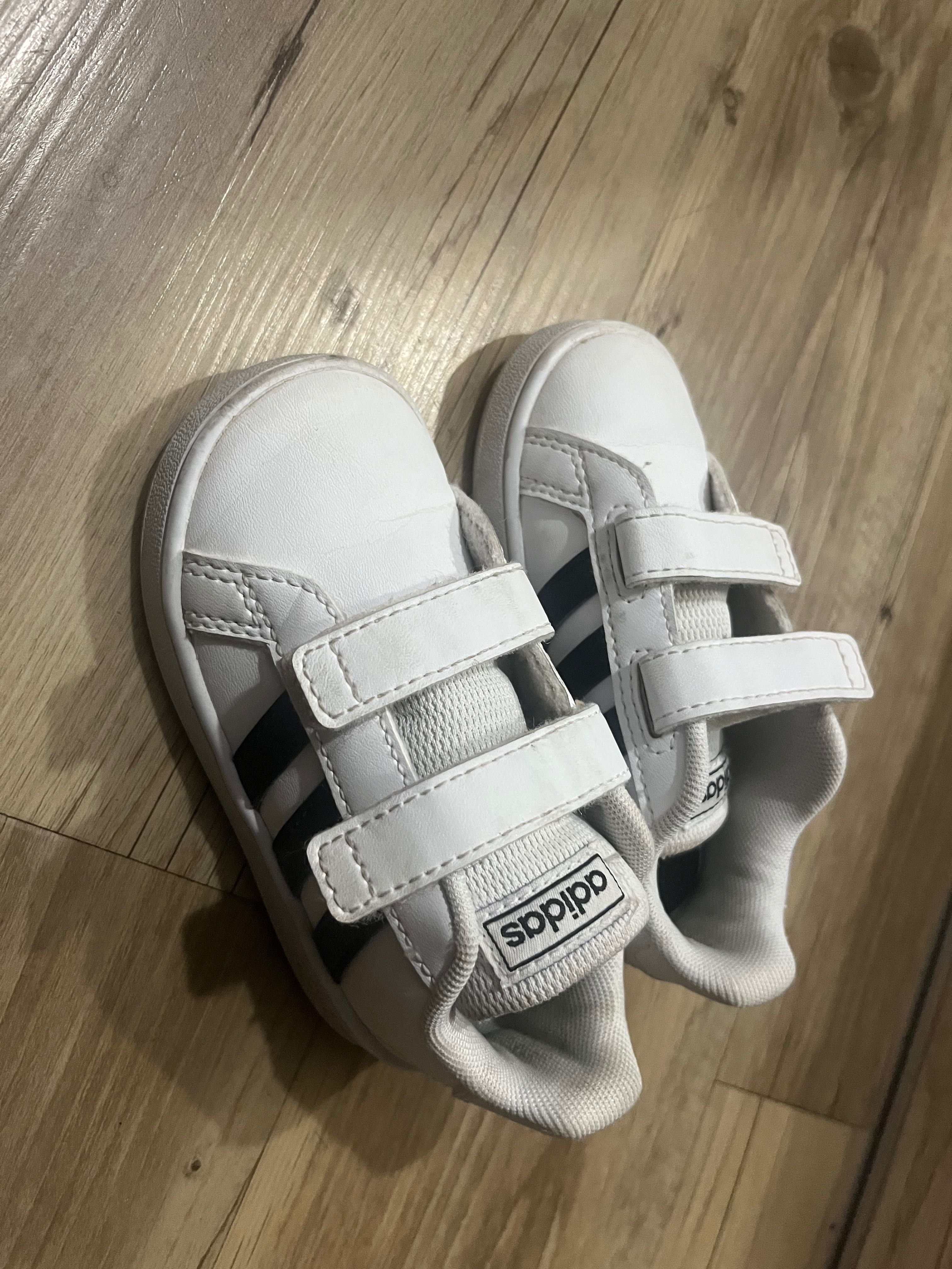 Buty Adidas Białe Piękny Stan i Fason Zobacz Okazja Cenowa !!!