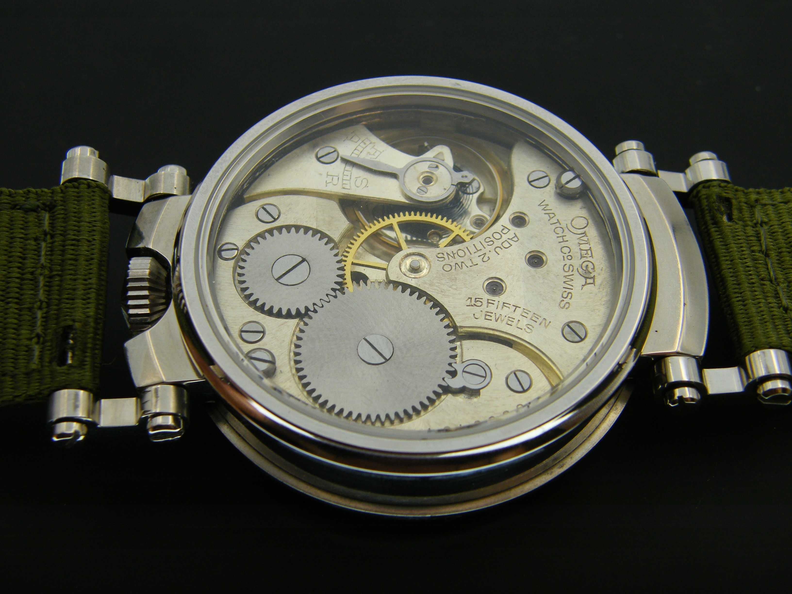 OMEGA Piękna Pasówka w Stali z Porcelanową Tarczą