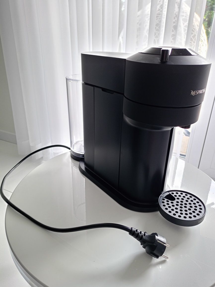 Ekspres Nespresso Vertuo Next