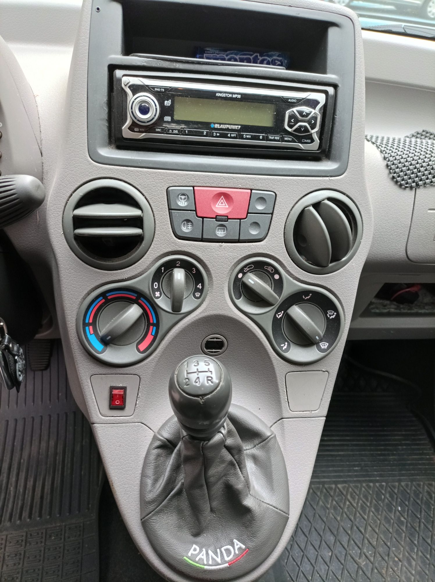 Fiat Panda 1,3jtd multijet nowe opony i felgi aluminiowe