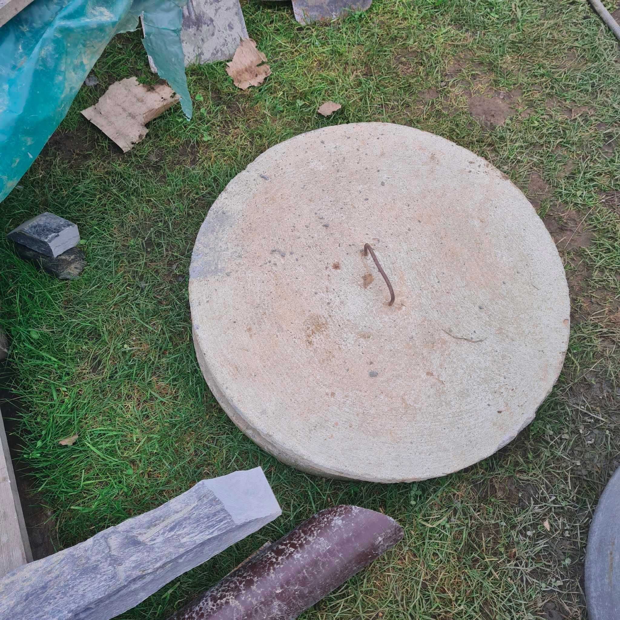 pokrywa betonowa na szambo, studnie