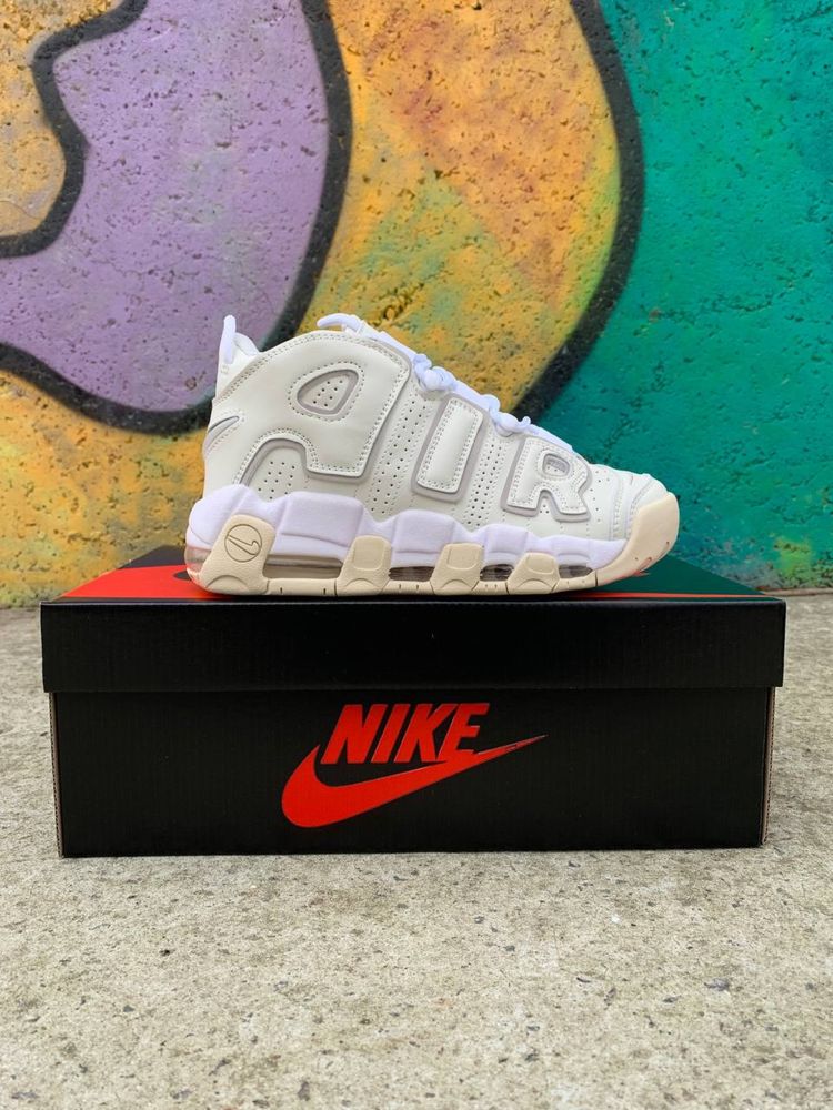 Buty Nike Air More Uptempo beige damskie