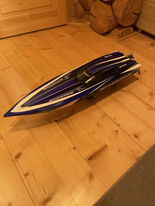 Traxxas spartan łódź RC