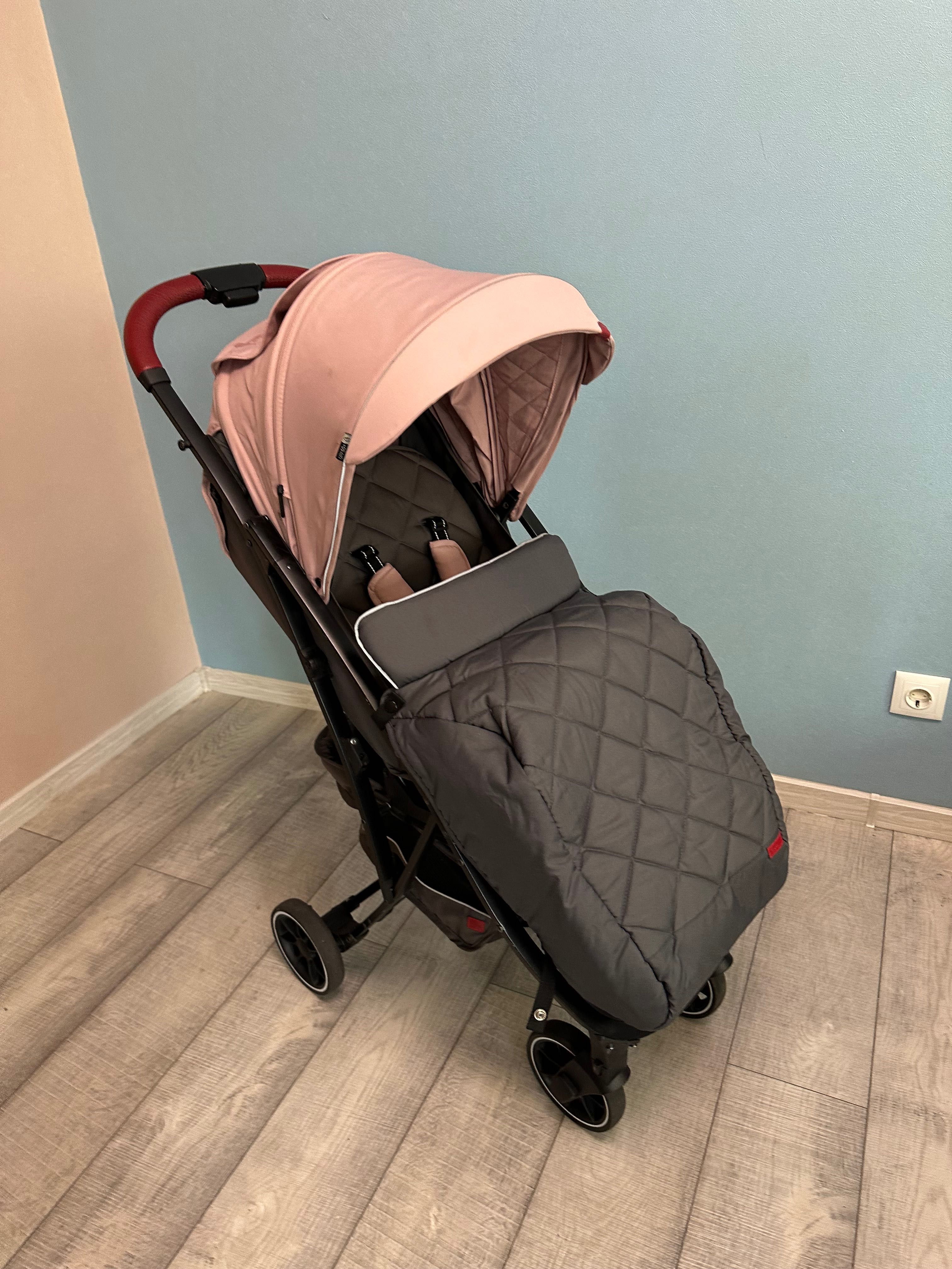 Коляска прогулянкова Carrello Gloria