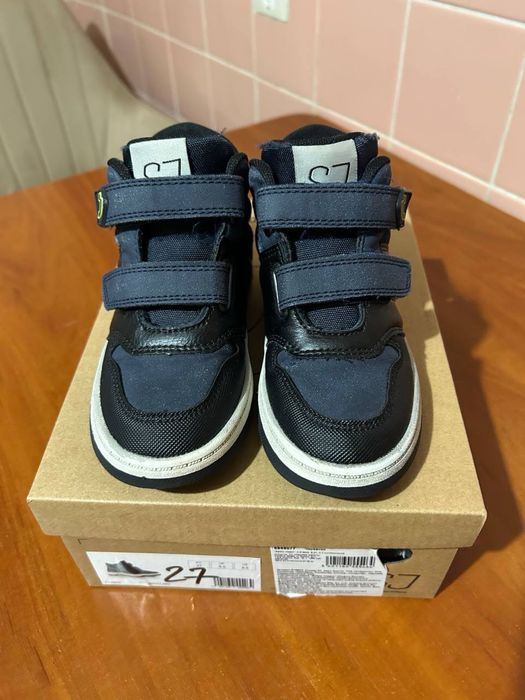 Осінні черевики на хлопчика