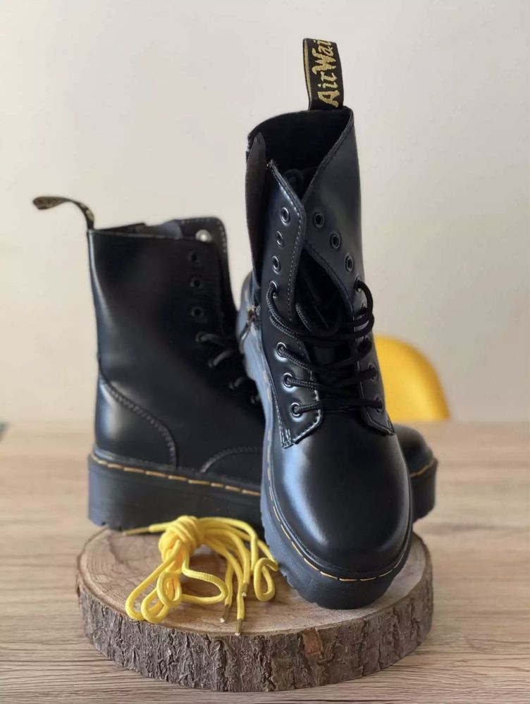 Botas Dr Martens novas nunca usadas