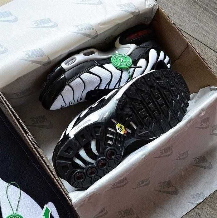 Мужские кроссовки Nike Air Max Plus Tn Black White 40-46 найк ТОП!