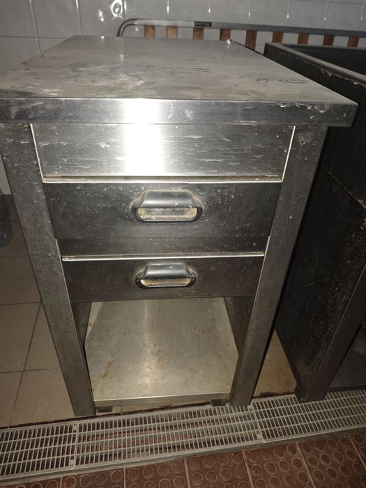 Balança, bancadas em inox