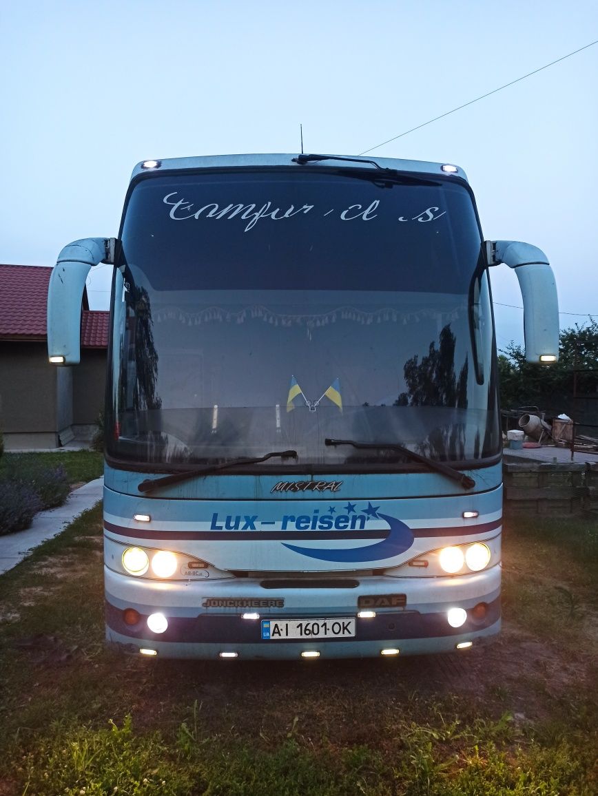 Продам автобус Даф