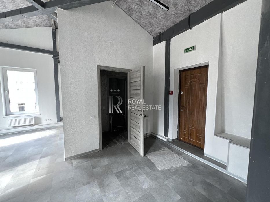 Оренда ОСЗ Офіс 814 м.кв вул. Івана Франка 26 ФАСАД Центр Парковка