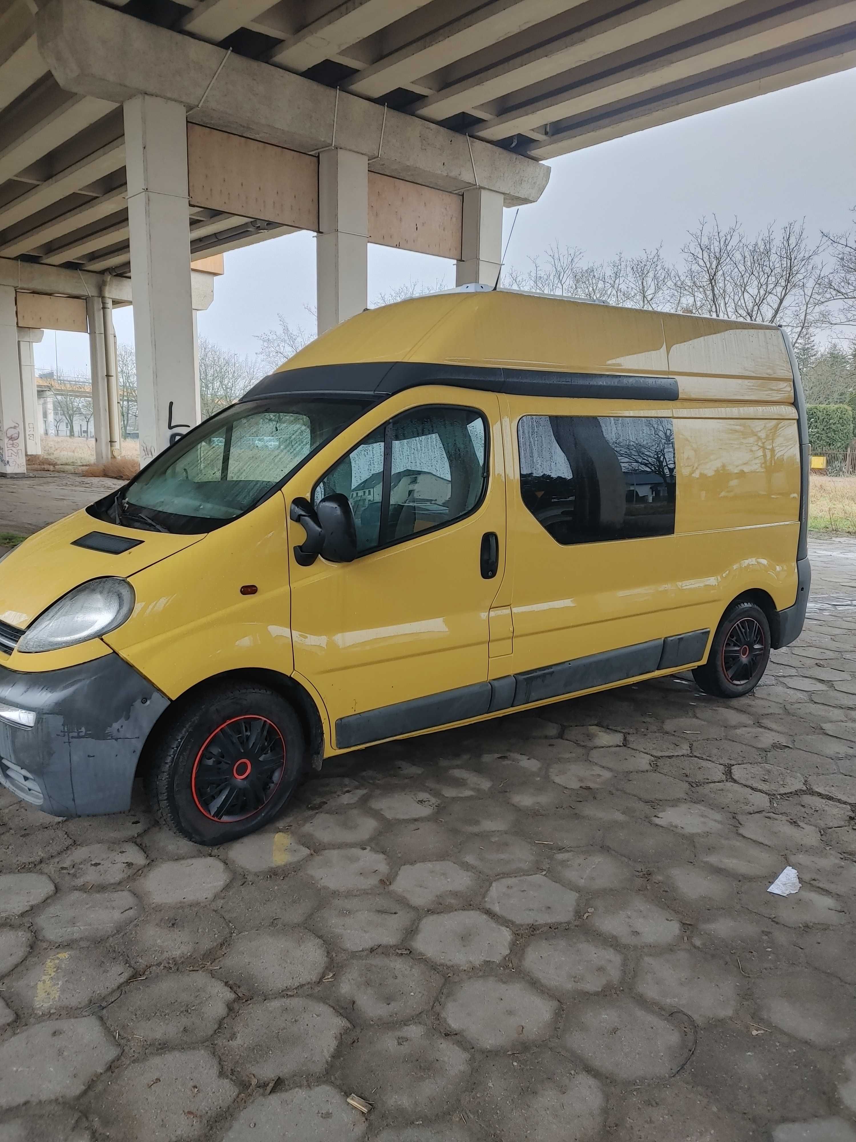 sprzedam kampera na oplu vivaro