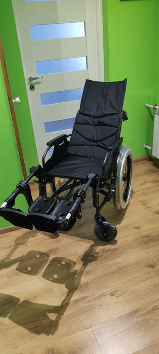 Wózek inwalidzki nowy VERMEIREN D200 30°