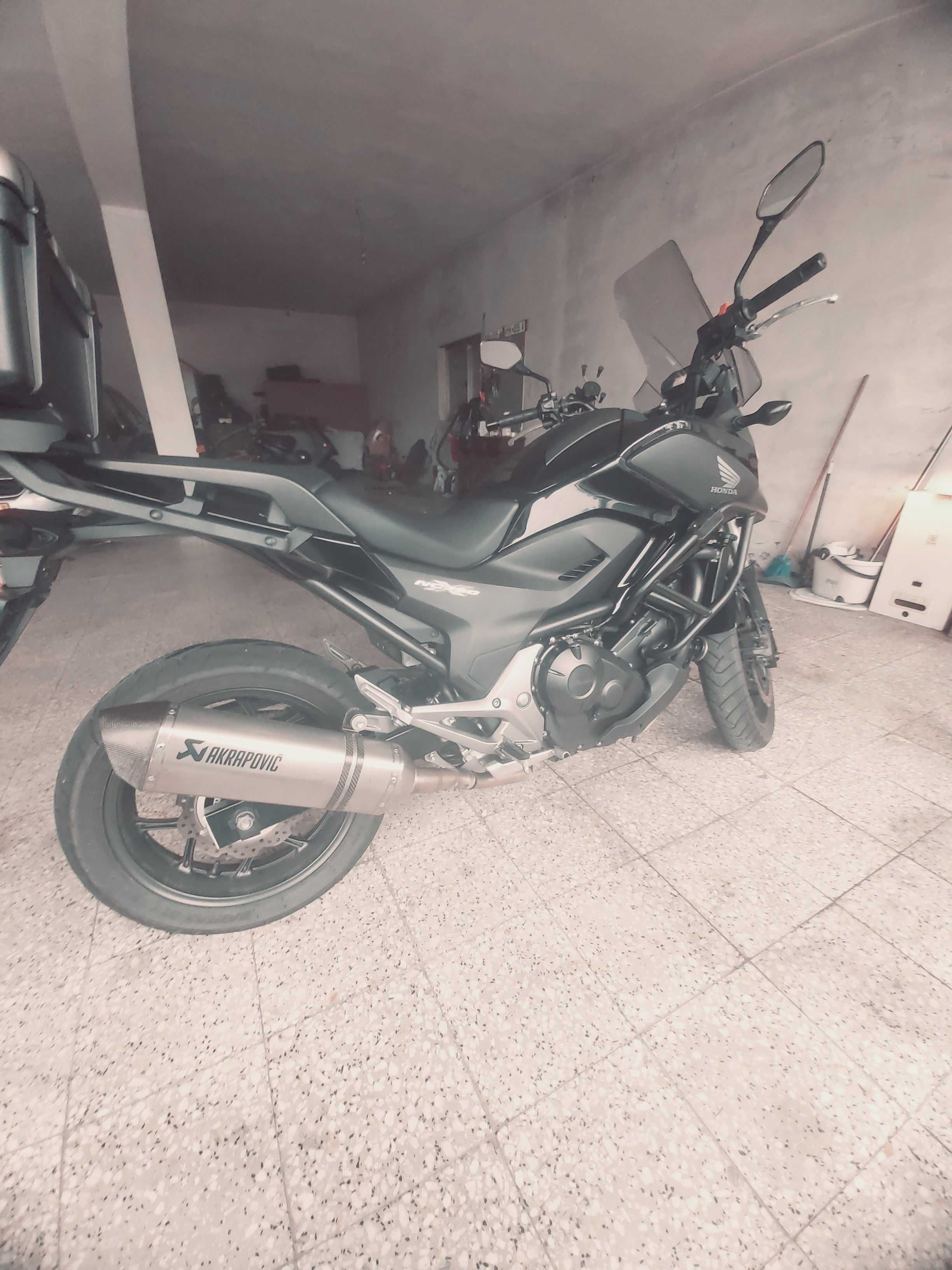 Honda NC 750X 2015/ Impecável