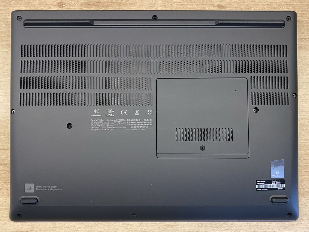 Lenovo ThinkPad P16 4K OLED/i9-12950HX/RTX A4500 16gb/64Gb DDR5/1Tb