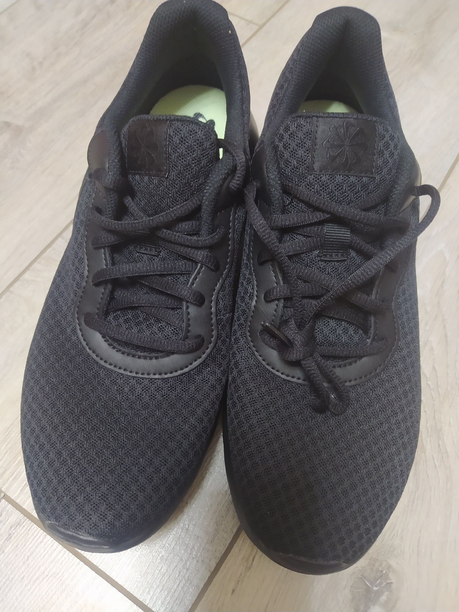 Оригінальні чоловічі кросівки Nike Tanjun (DJ6258-001)