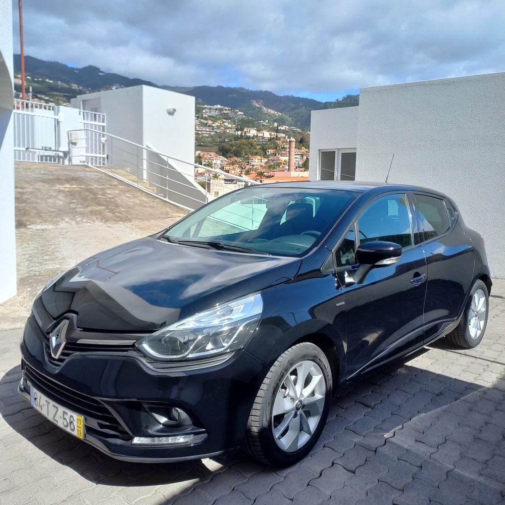 Renault Clio mês 12 - 2017