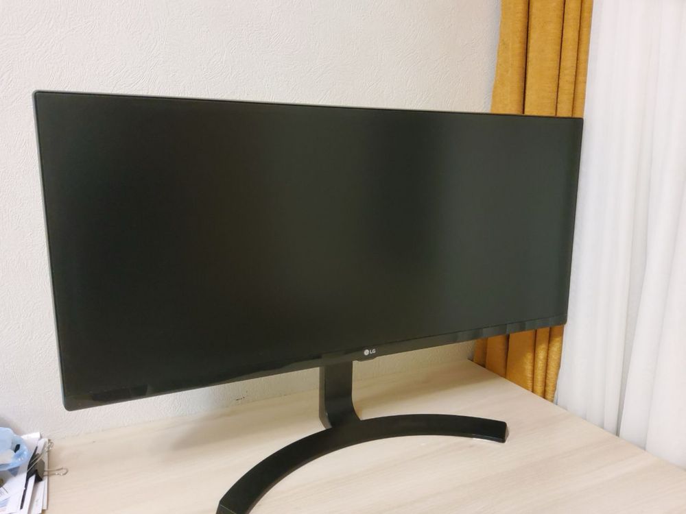 Монитор 34" LG 34UM68-P