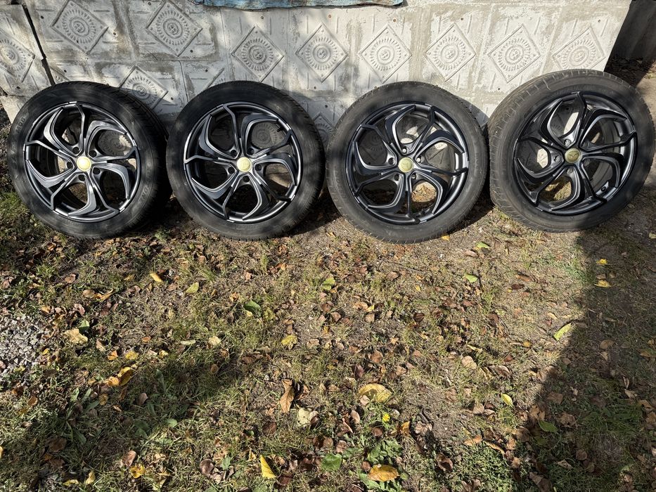 Продам комплект R17 5х114.3