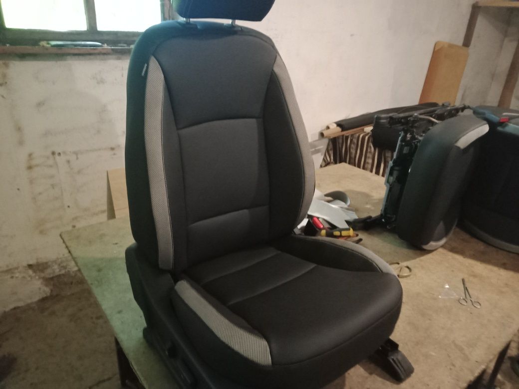 Перетяжка авто сидений и рулей