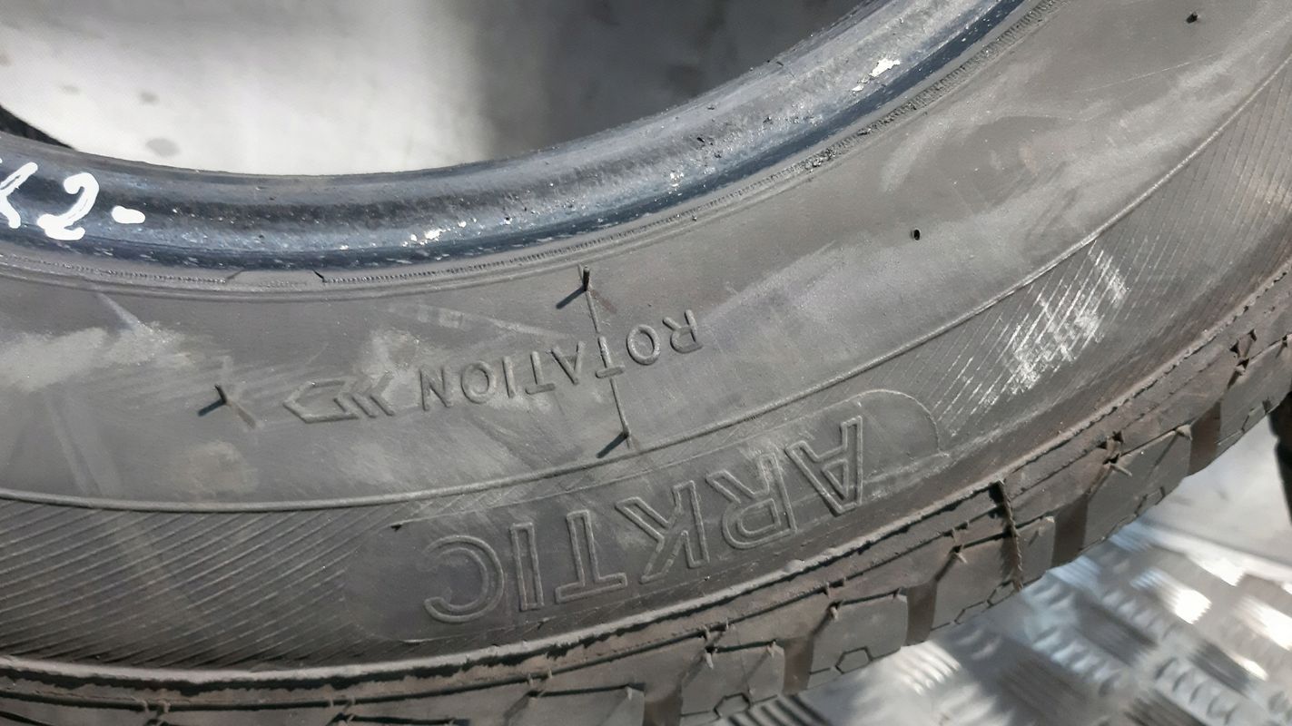 Opony Zimowe Bieżnikowane 2x Arktic 185/65 R15/2023r
