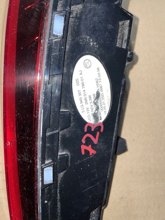 Skoda Enyaq IV Lampa led lewy tył w klapę