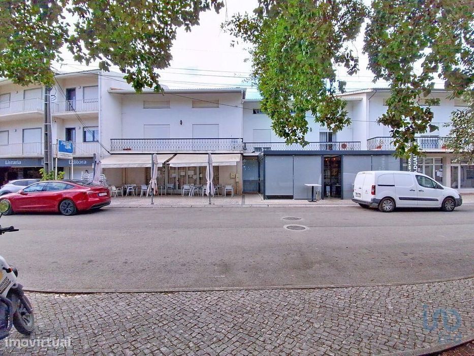 Apartamento T4 em Fátima de 220,00 m2