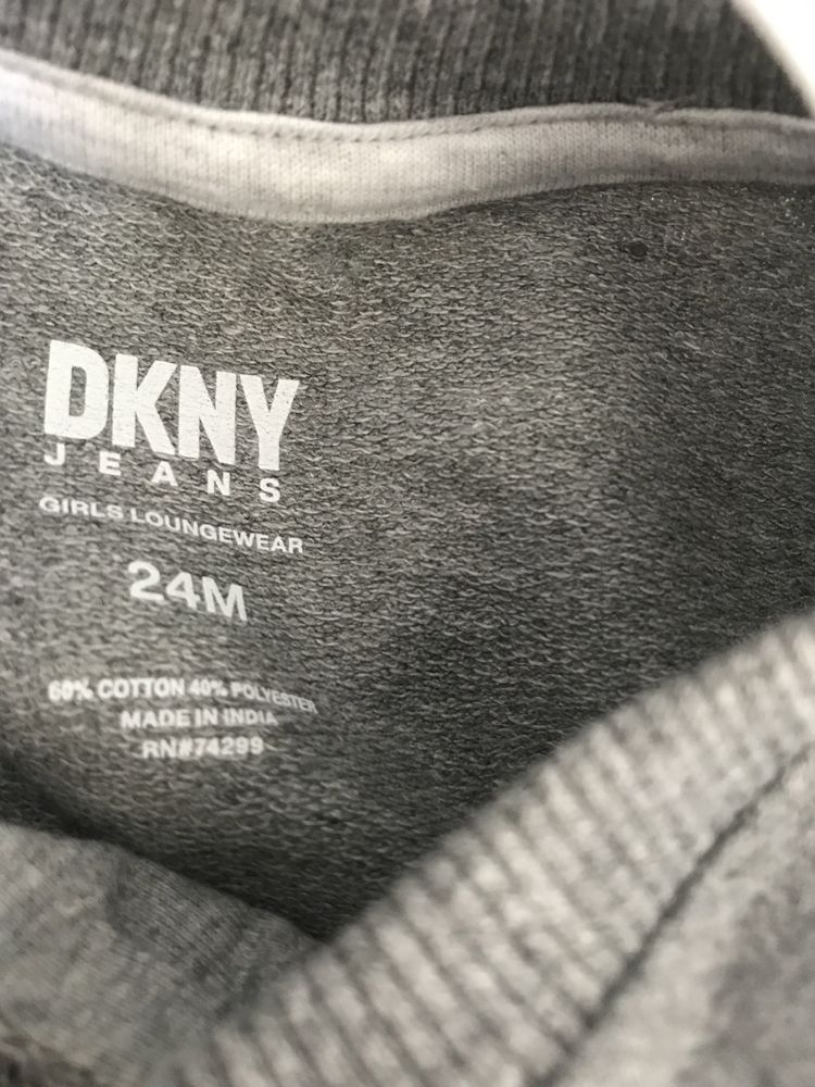 Nowy dres dziewczęcy DKNY 2 lata