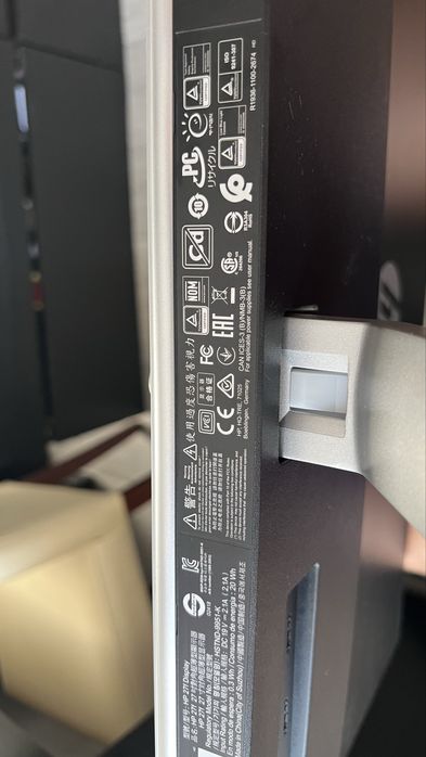 Monitor Hp 27f..