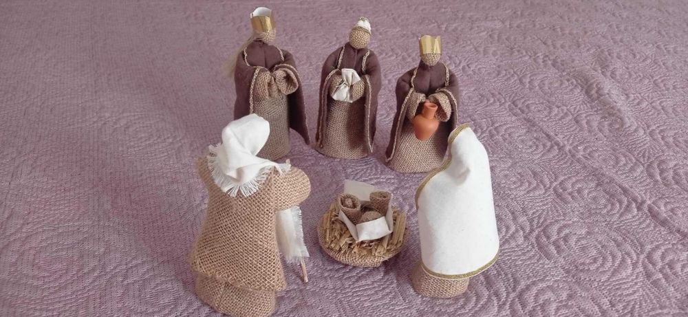 Presépio de Juta feito á mão