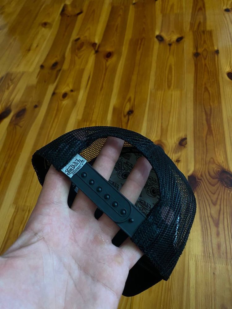 Кепка  von dutch