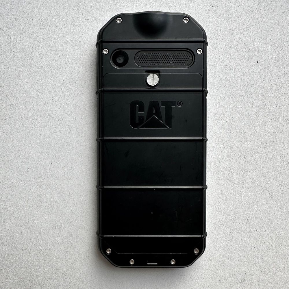 Телефон CAT B26