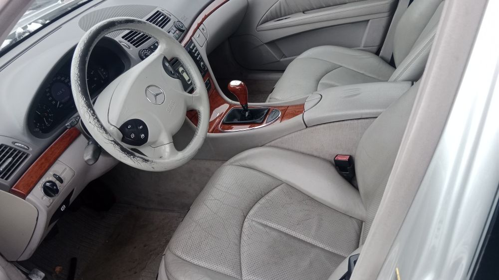 Mercedes E-klasse W211 2.2 CDI Manual