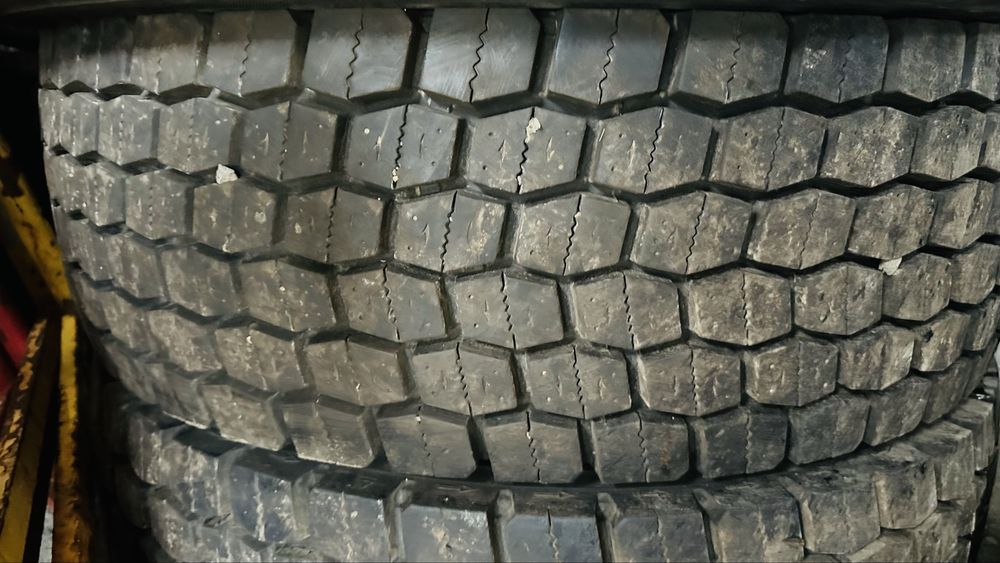 Проам резину на тягач