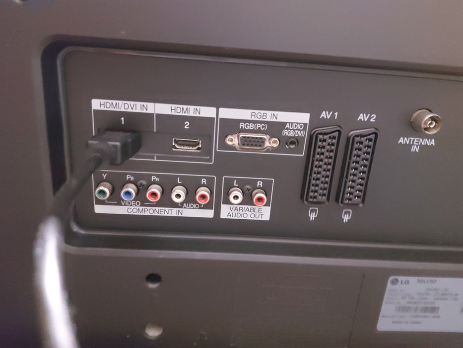 Продам телевизор LG