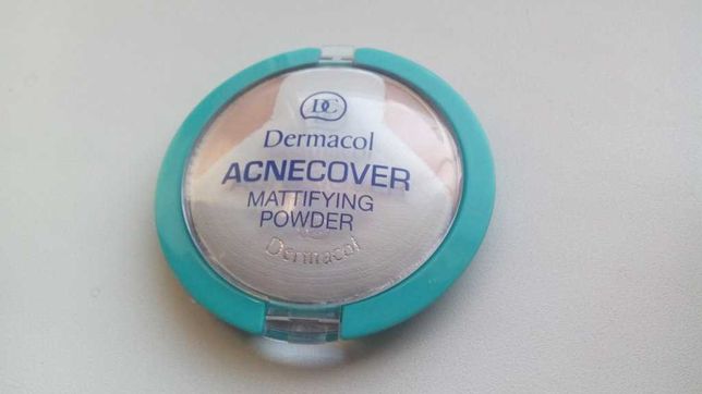 Dermacol acnecover mattifying powder для проблемной кожи.