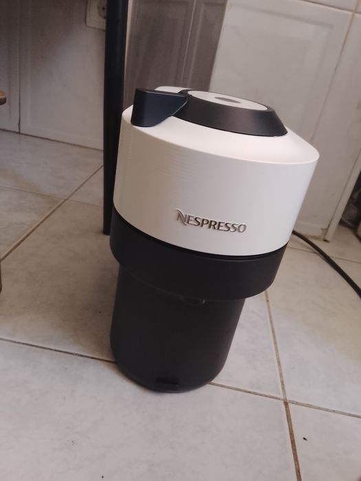 Máquina de café em bom estado usado  4x