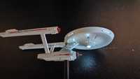 Model statku Star Trek. Light-Up Starship U.S.S. Enterprise NCC-1701