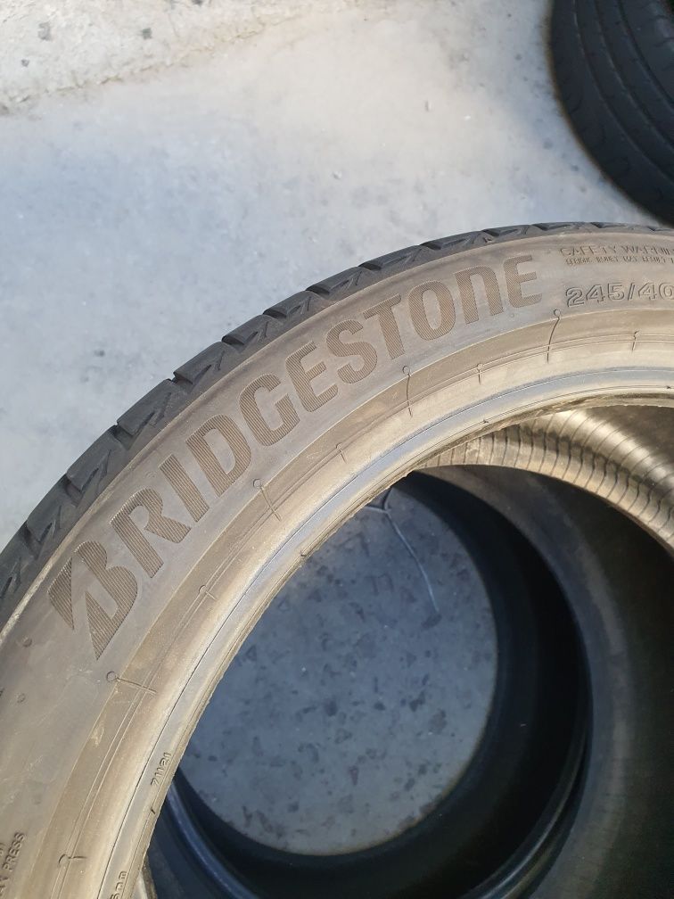 Bridgestone Turanza T005 R19 245/40 2шт-3600грн.ID 1695