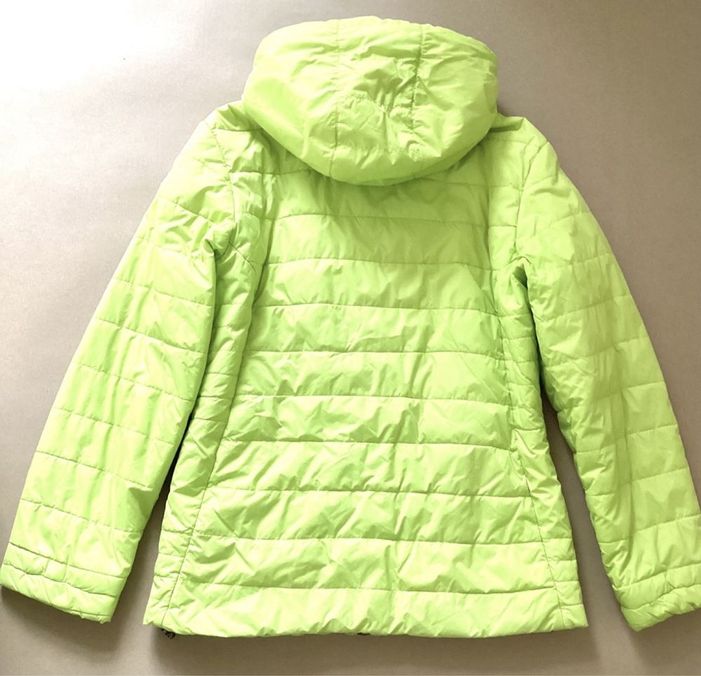 Nike kurtka pikowana z kapturem rozmiar M/L 38-40