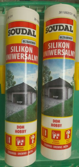 Silikon sanitarny biały.