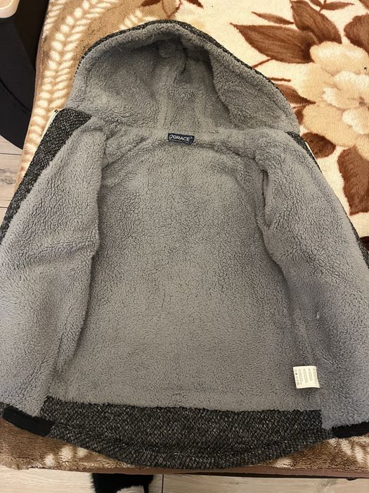 Продаю куртку в хорошому стані