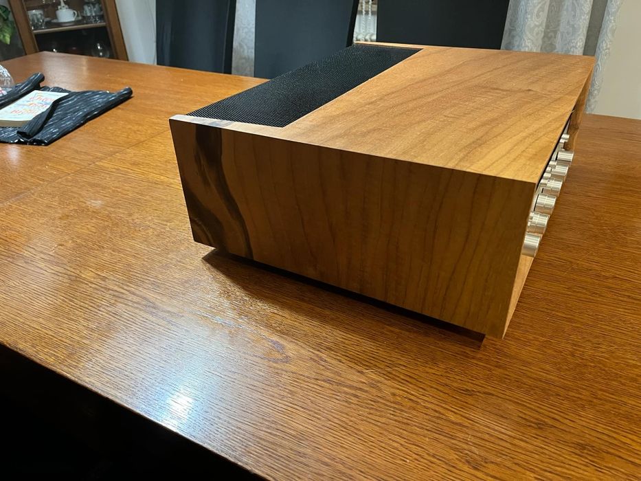Woody case do Marantz serii 22, orzech włoski