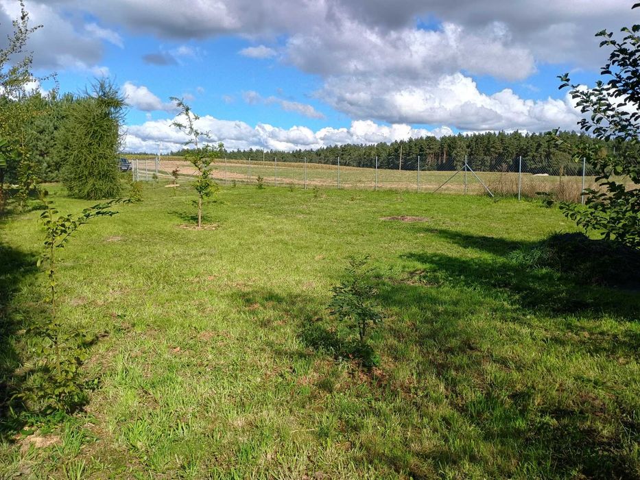 Działka budowlana WZ dom rekreacyjny całoroczny - koło lasu i jeziora