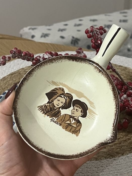 Кераміка, емність для снеків,Франція, вінтаж, ручний розпис