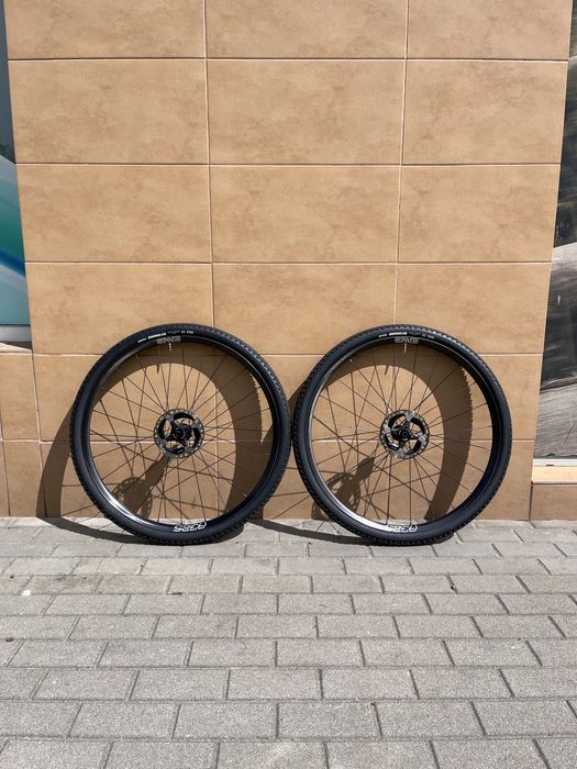 Koła karbonowe gravelowe ENVE AG25 XDR + Opony + Tarcze ham