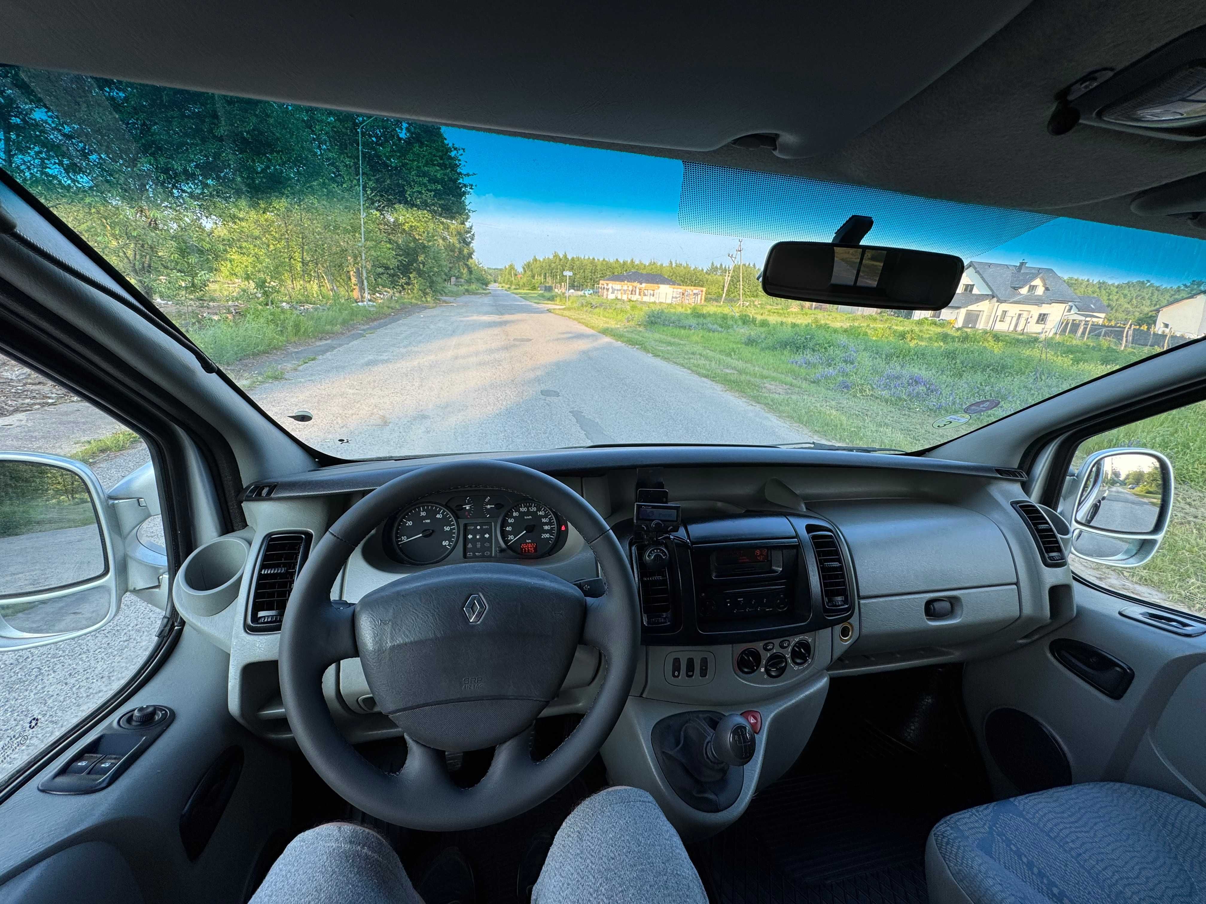Renault TRAFIC*KLIMA*Brygadówka*TYLKO 202tys km*L2H1*prywatne auto